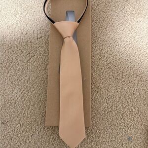 Elegant Gold Necktie